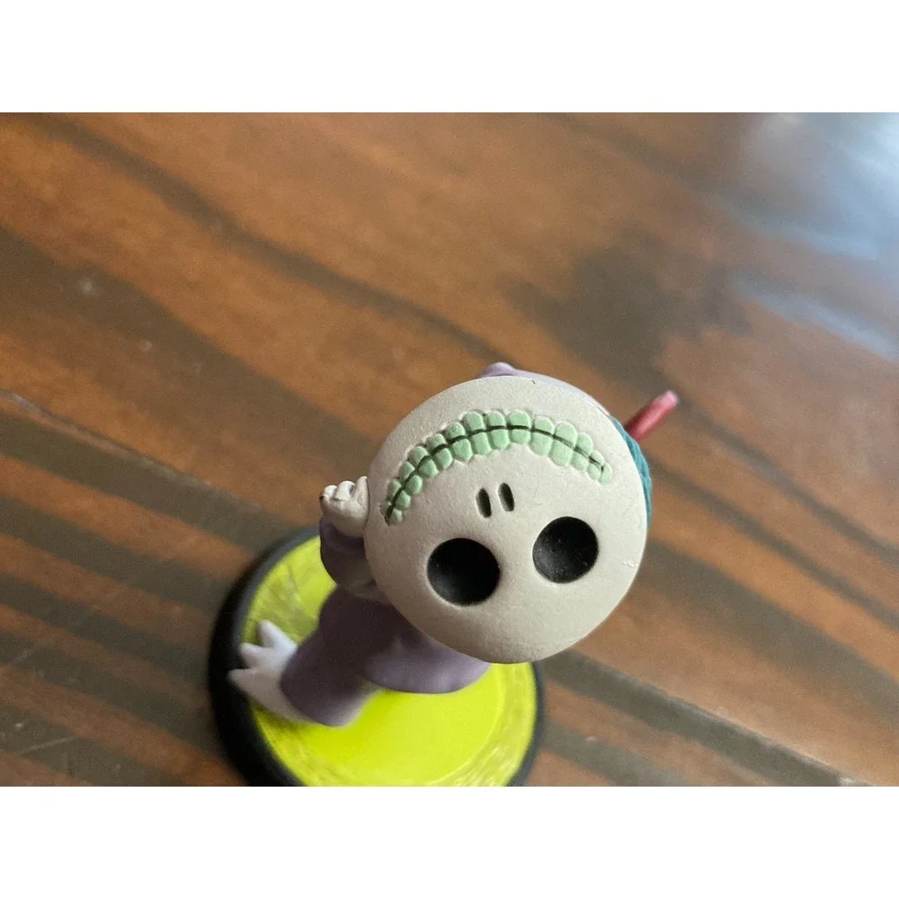 Barrel Skeleton The Nightmare Before‎ Christmas Cake Topper Figure Halloween